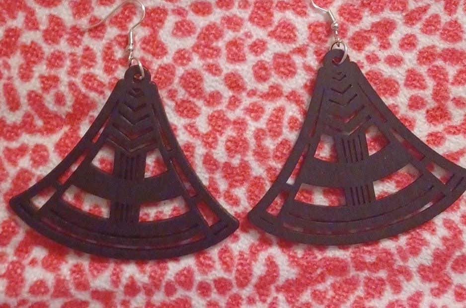 Fashion black bell earrings
