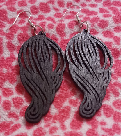 Fashion feather black earrings